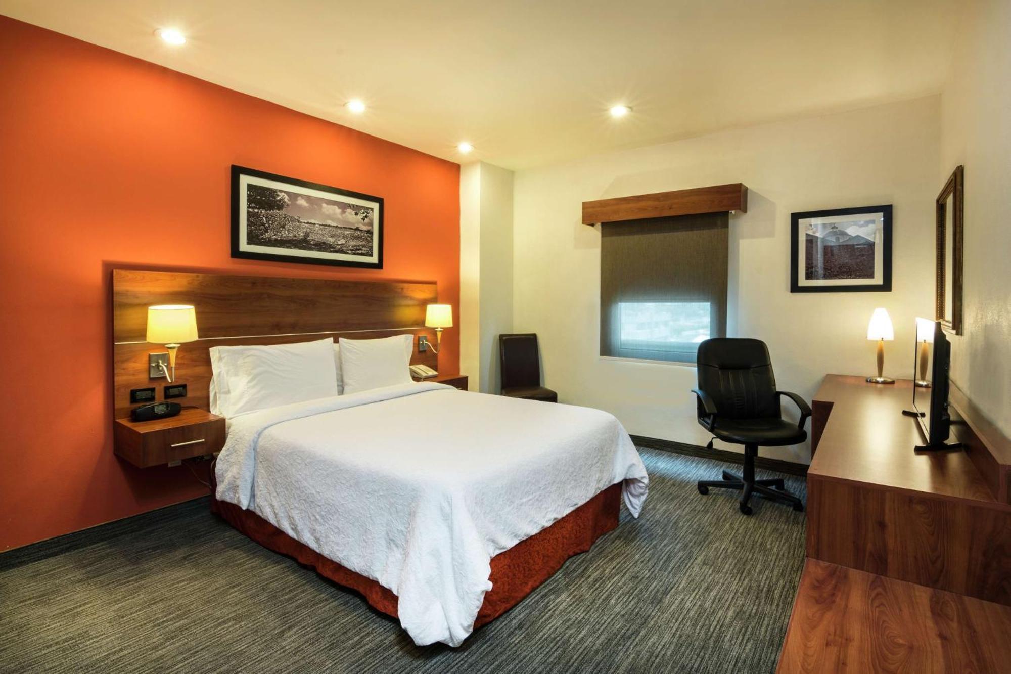 Hotel Hampton By Hilton San Juan del Río Zewnętrze zdjęcie