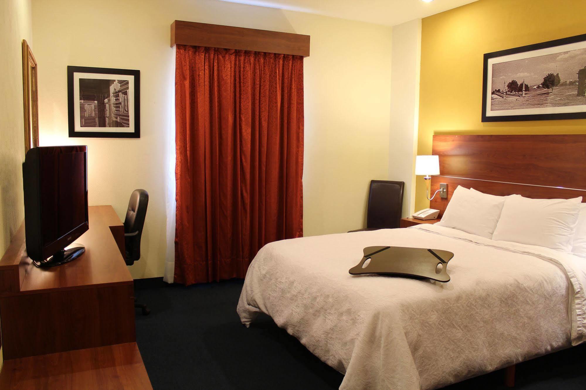 Hotel Hampton By Hilton San Juan del Río Zewnętrze zdjęcie